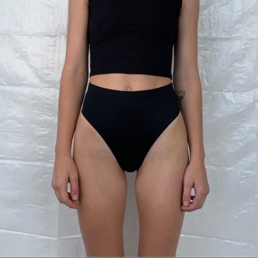 Nu Swim Super Hi Bottom (Black/Small)
